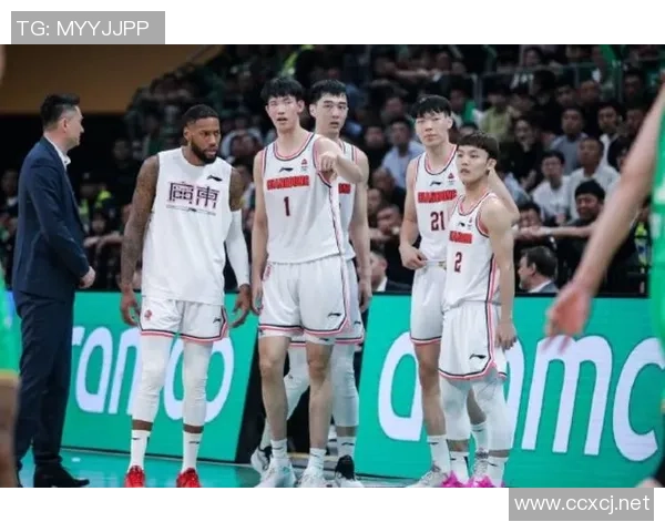 广东宏远与浙江广夏激战正酣谁能在CBA赛场上笑到最后