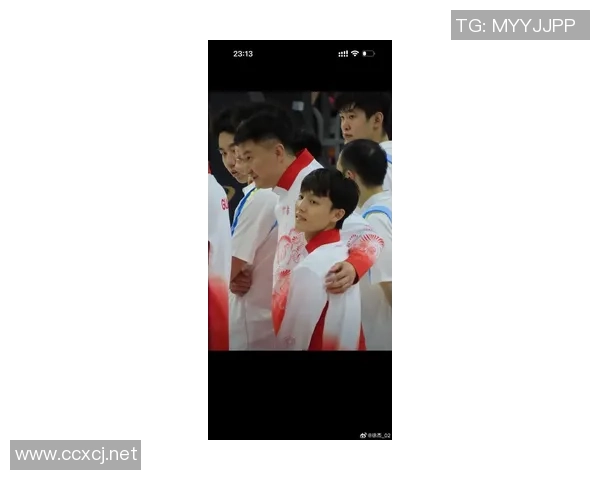 徐杰：从青涩少年到篮球场上的闪耀明星之路